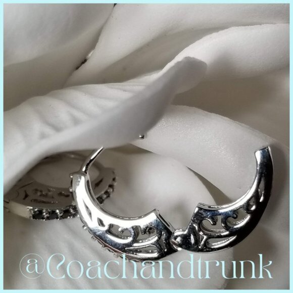 Silver Channel Set Black Spinel Oval Hoop Hinged Style Earrings Filigree Sides - Picture 3 of 4